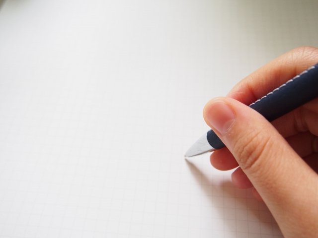 就活の履歴書の正しい書き方見本！学歴・職歴に注意！